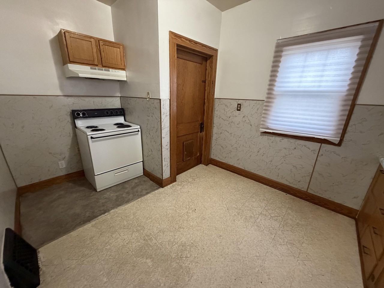 1121 N Bowman Ave #N - Photo 2 of 13