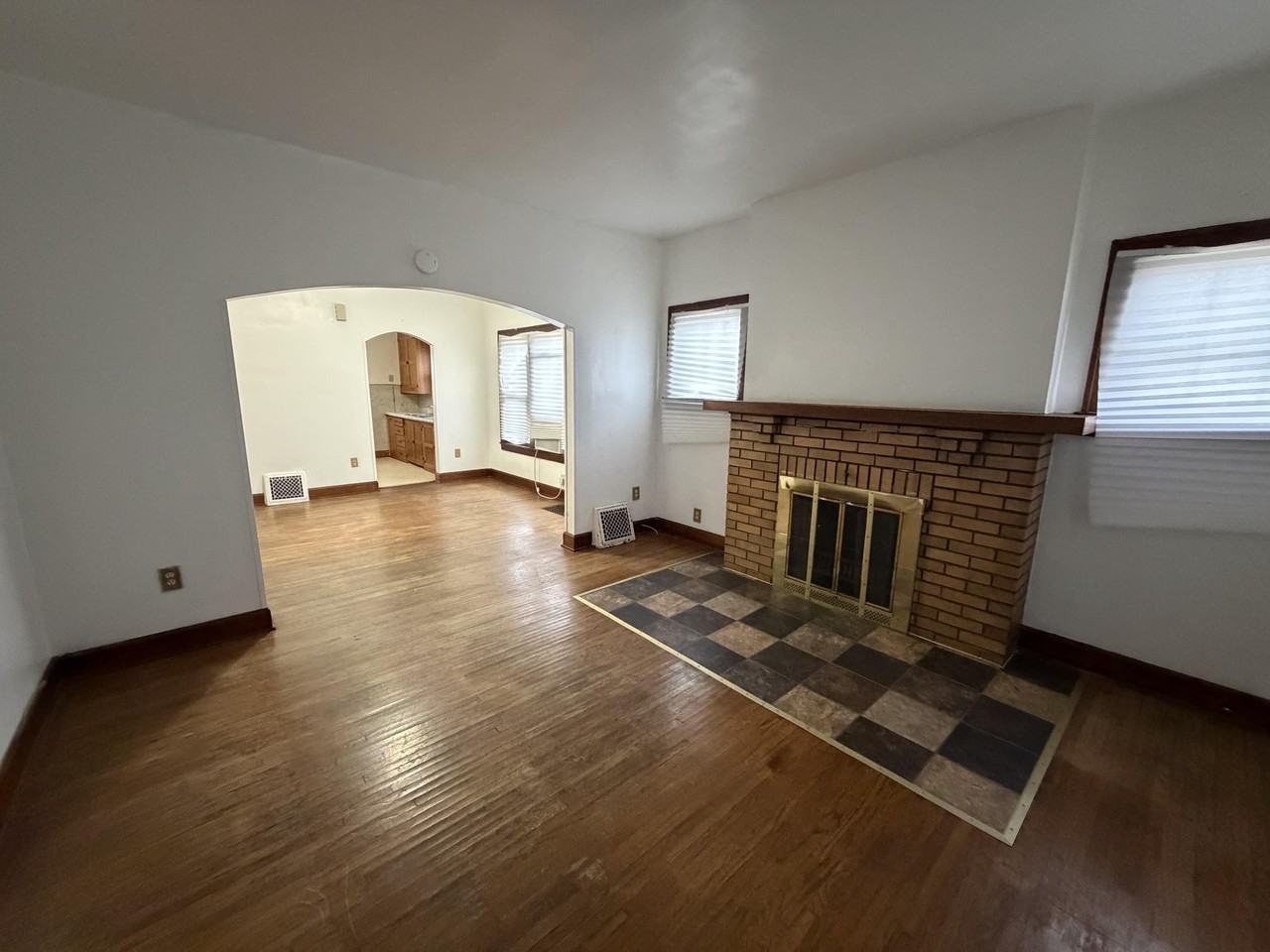 1121 N Bowman Ave #N - Photo 6 of 13