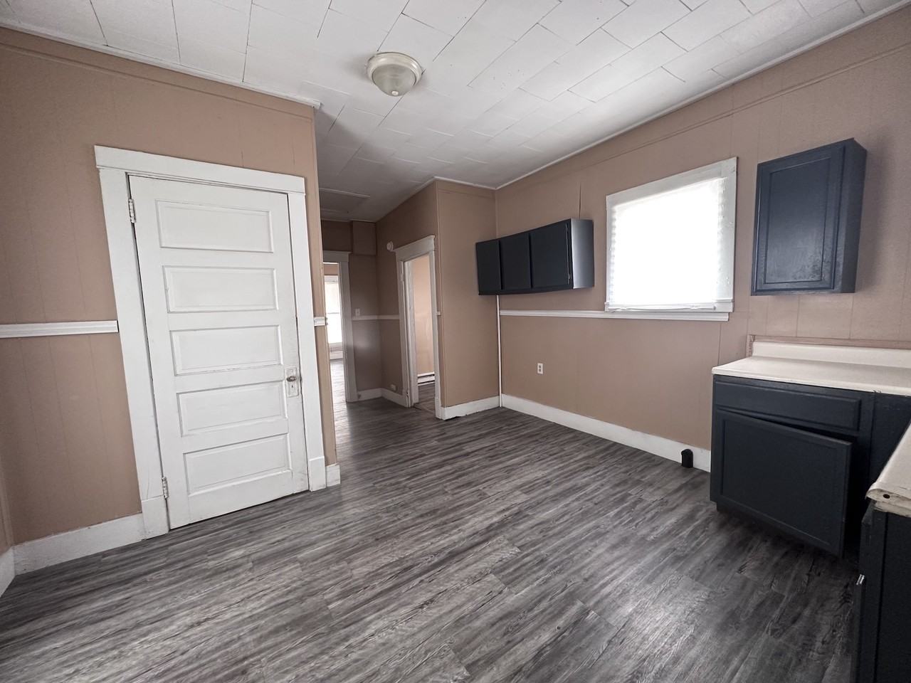 83 Columbus St - Photo 3 of 13