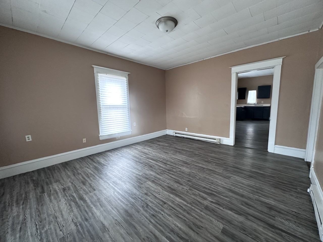 83 Columbus St - Photo 6 of 13