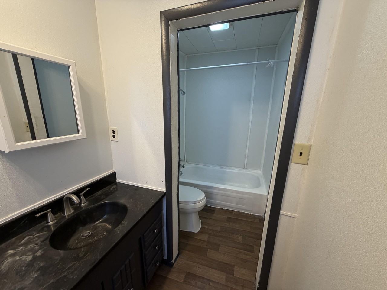 916 Zeiter St - Photo 7 of 13