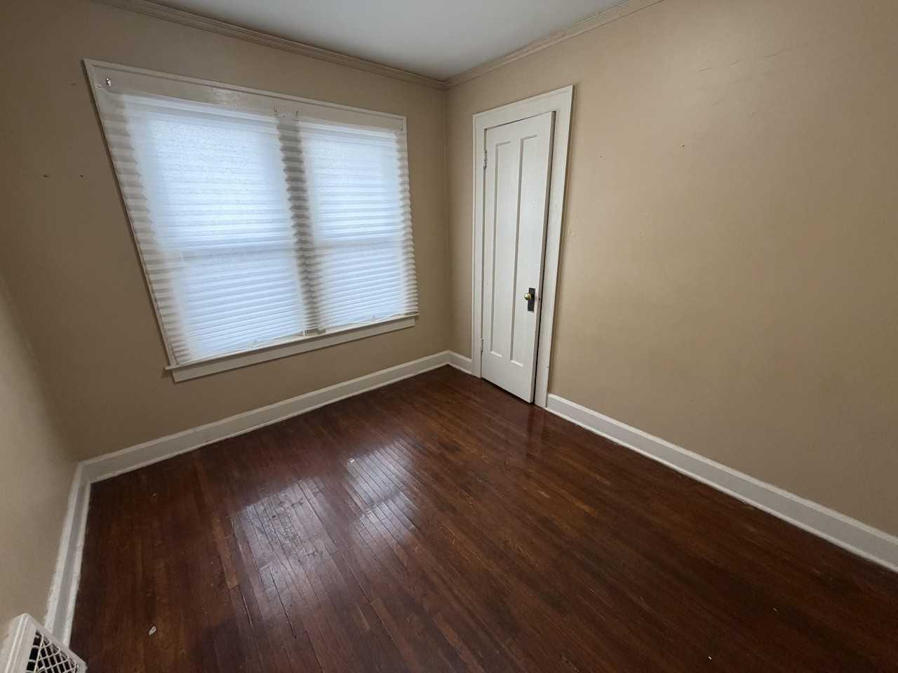 225 Delaware Ave - Photo 6 of 9