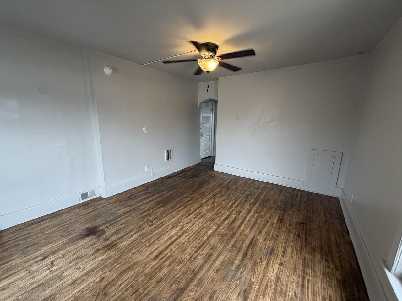 528 N Grant St Apt 4 - Photo 7 of 9