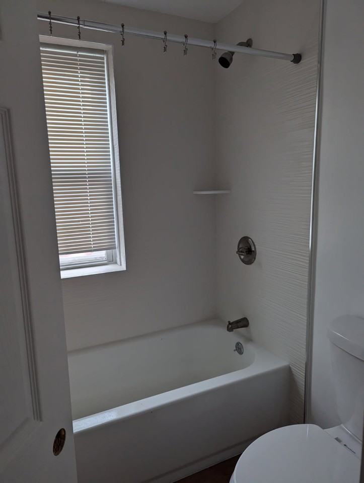 152 Oak St #1N - Photo 3 of 7