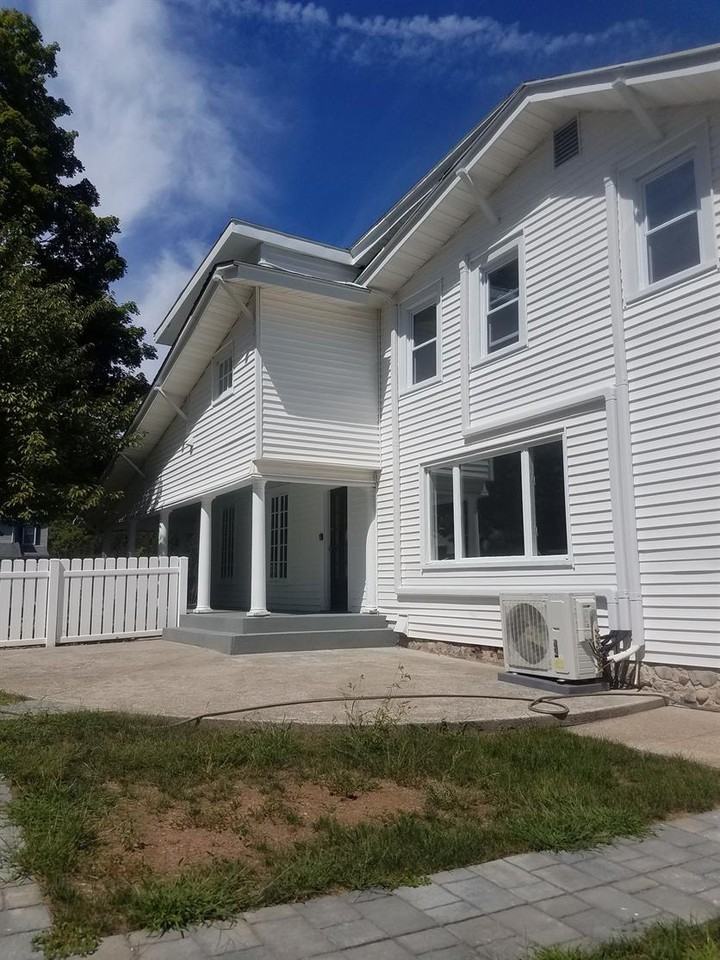 145 N Brooksvale Rd - Photo 6 of 20