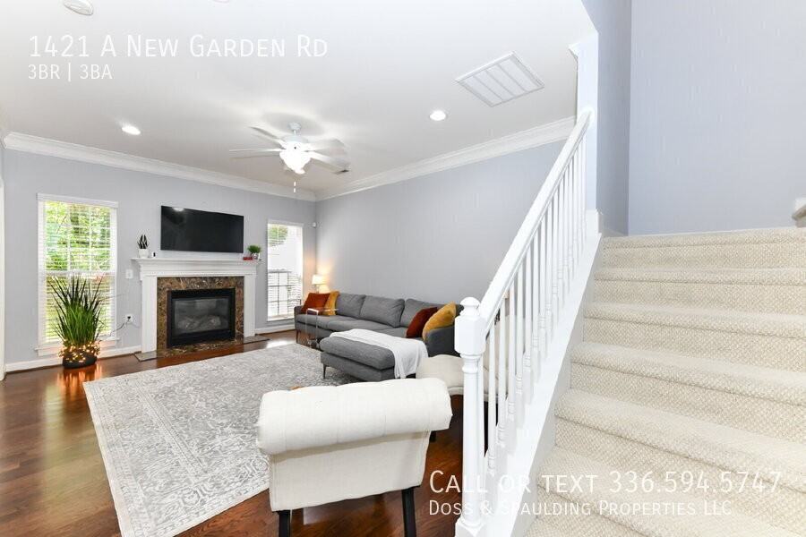 1421 New Garden Rd Unit A - Photo 5 of 27