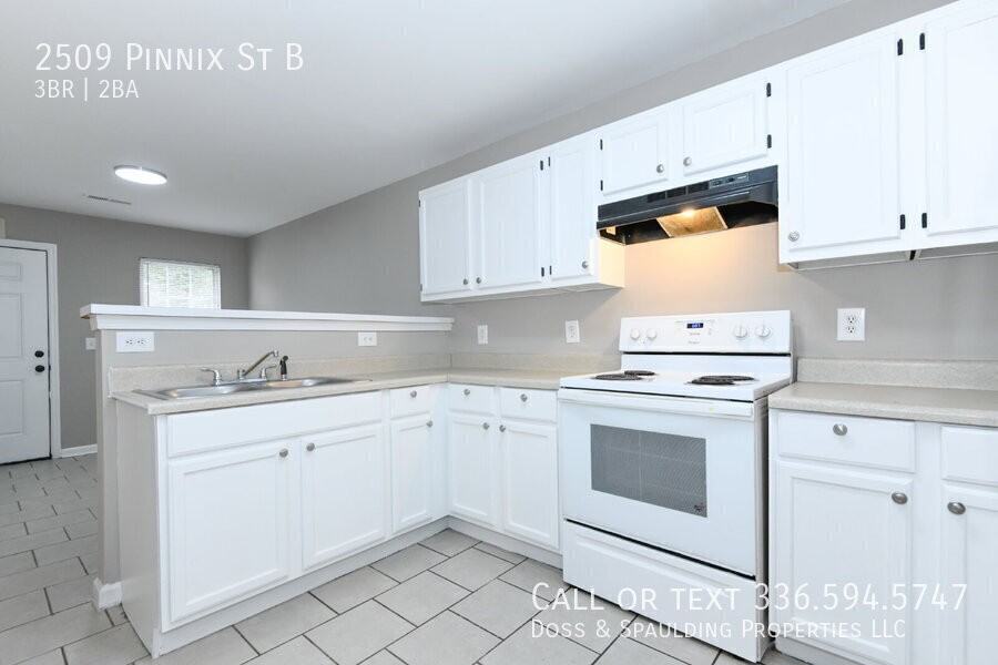 2509 Pinnix St - Photo 6 of 23