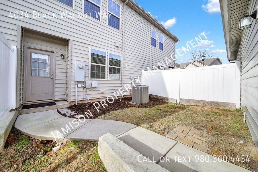 4034 Black Walnut Way - Photo 3 of 29