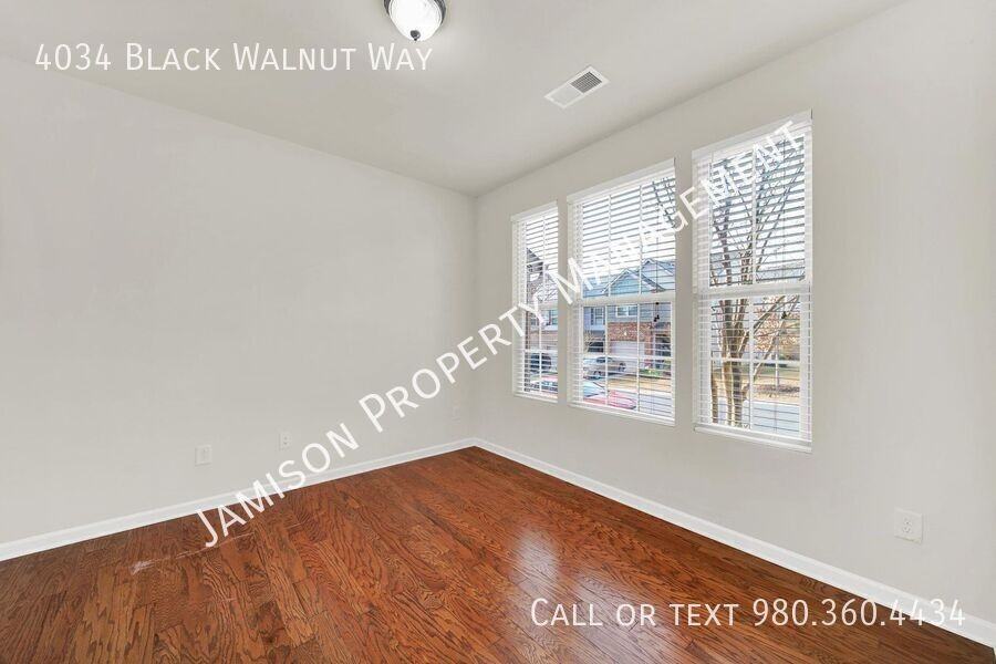 4034 Black Walnut Way - Photo 6 of 29