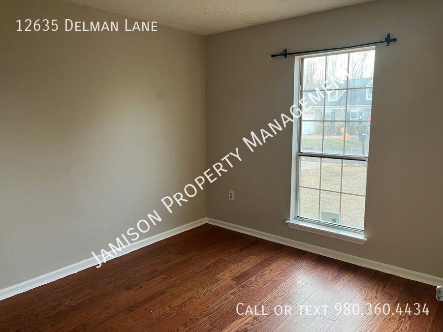 12635 Delman Ln - Photo 4 of 16