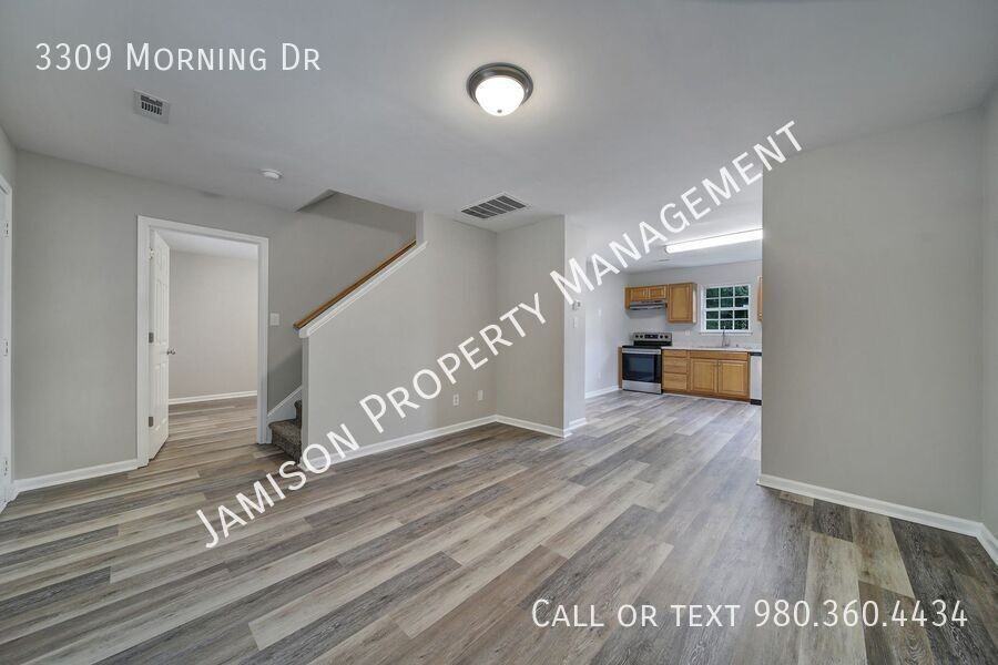 3309 Morning Dr - Photo 4 of 21