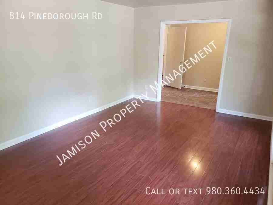 814 Pineborough Rd - Photo 4 of 12