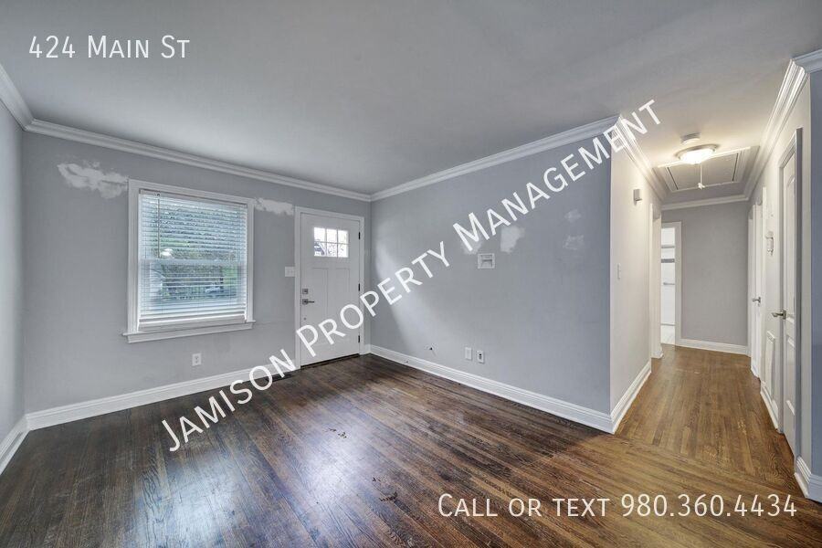 424 Main St - Photo 3 of 18