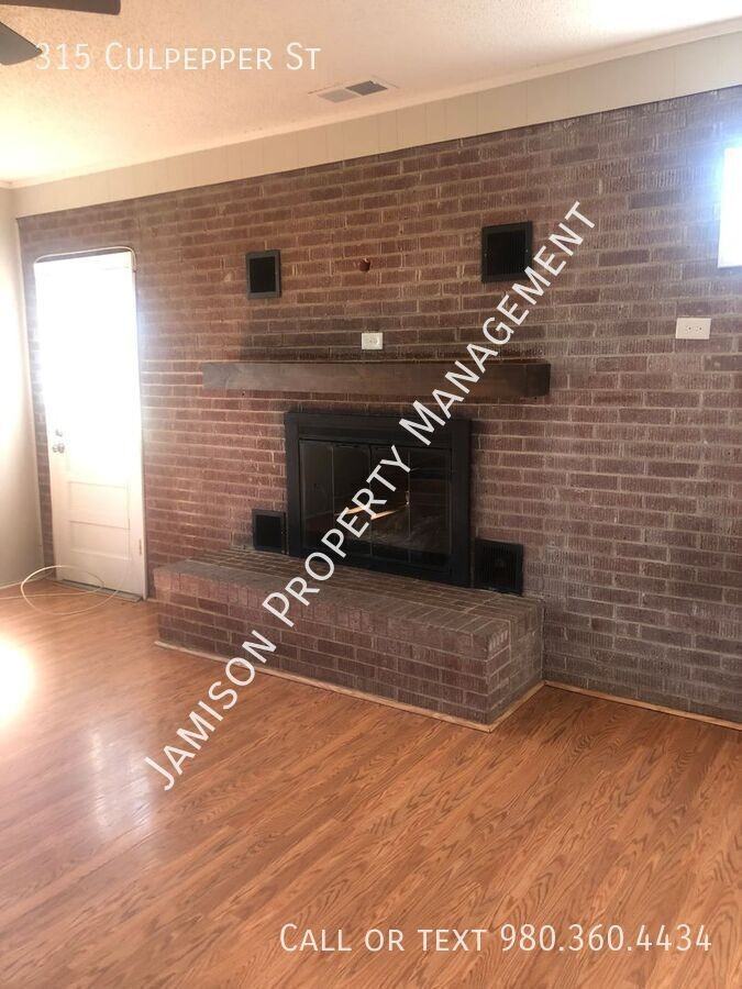 315 Culpepper St - Photo 4 of 19