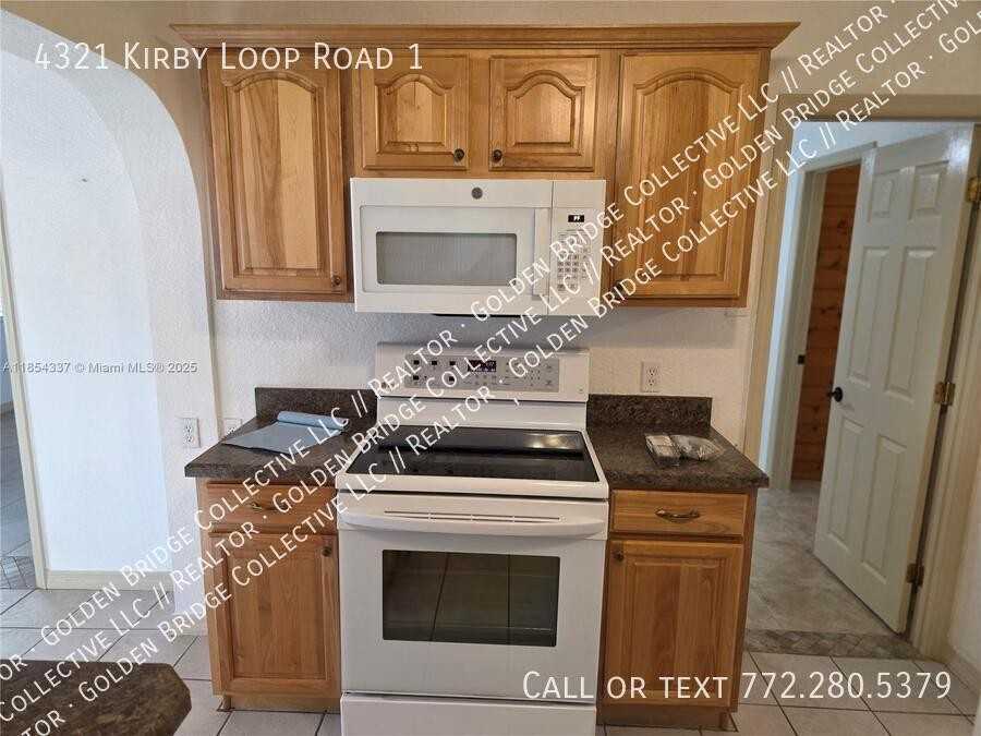 4321 Kirby Loop Rd - Photo 2 of 16