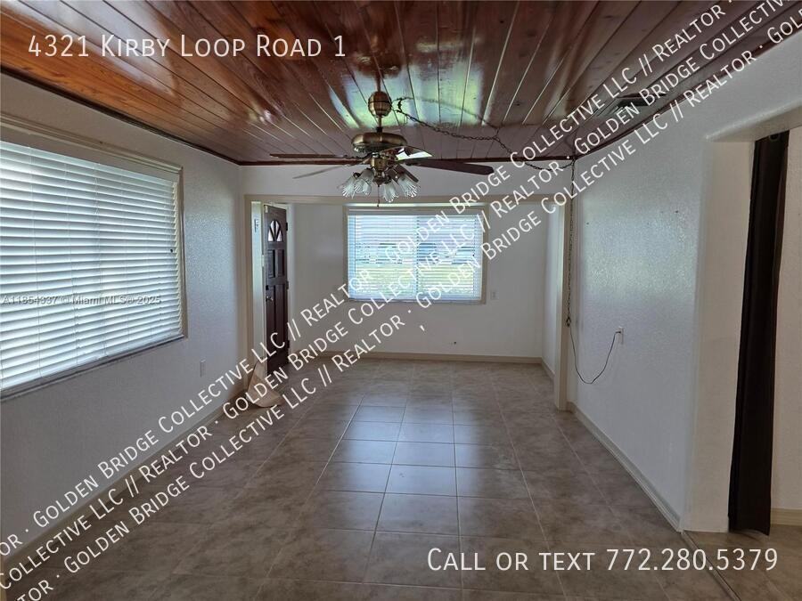 4321 Kirby Loop Rd - Photo 3 of 16