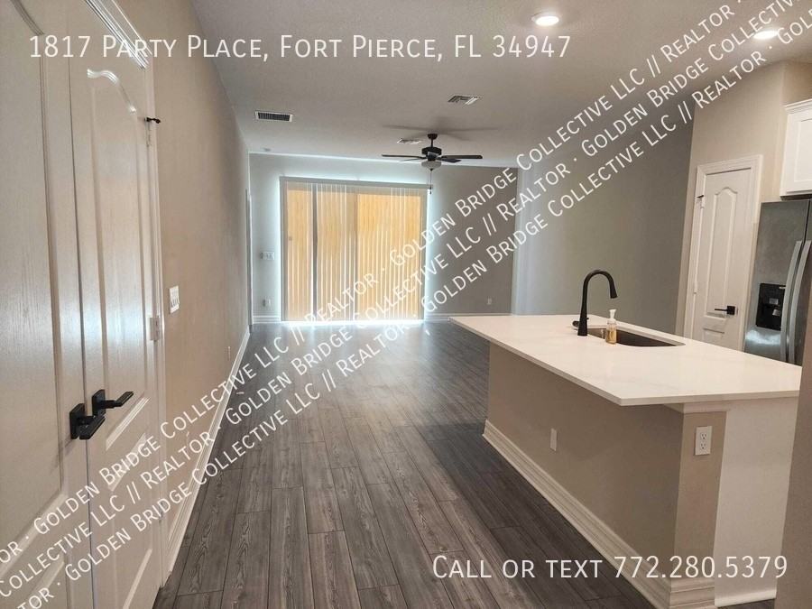 1817 Party Pl - Photo 4 of 13