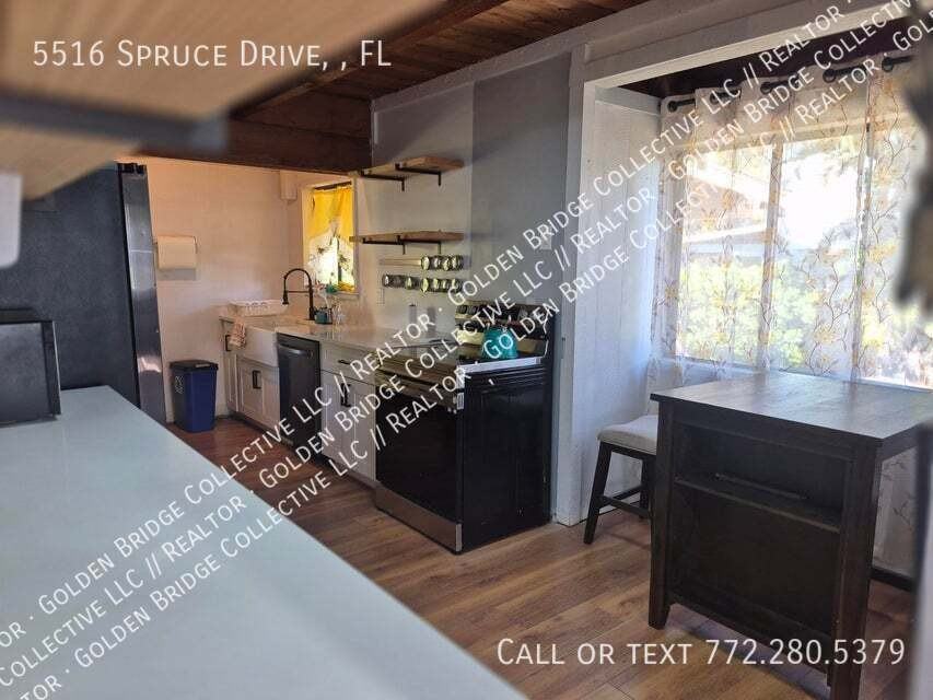 5516 Spruce Dr ##Fl - Photo 2 of 19