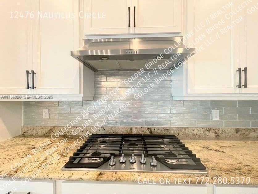 12476 Nautilus Cir - Photo 3 of 12