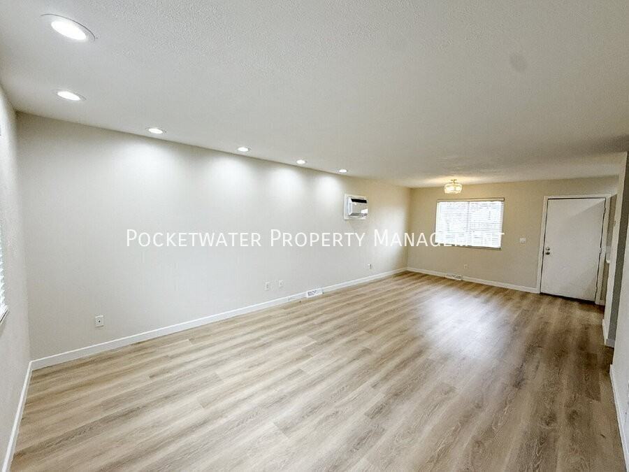 10745 Miller Ct - Photo 2 of 18