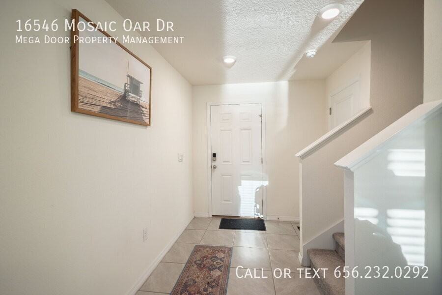 16546 Mosaic Oar Dr - Photo 7 of 35