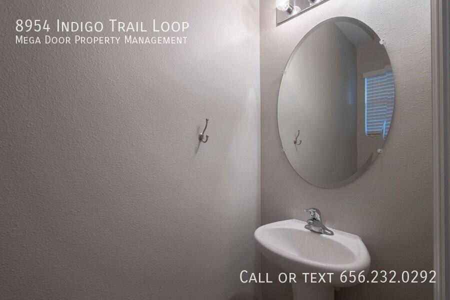 8954 Indigo Trail Loop - Photo 7 of 40