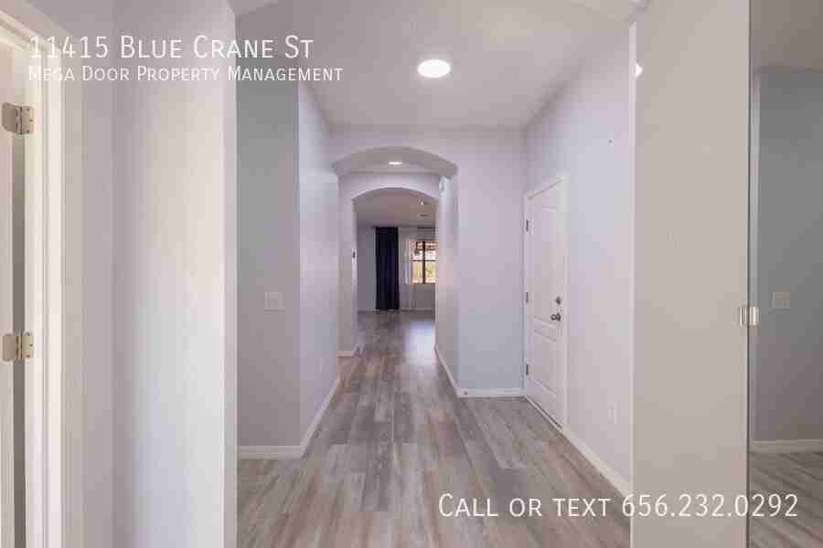 11415 Blue Crane St - Photo 2 of 37