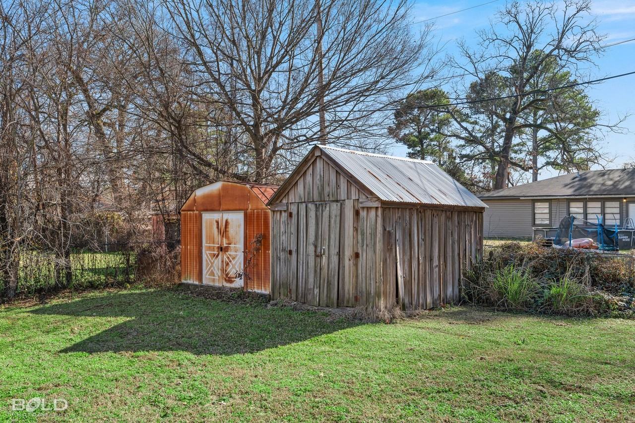 1009 Dale Dr - Photo 2 of 29