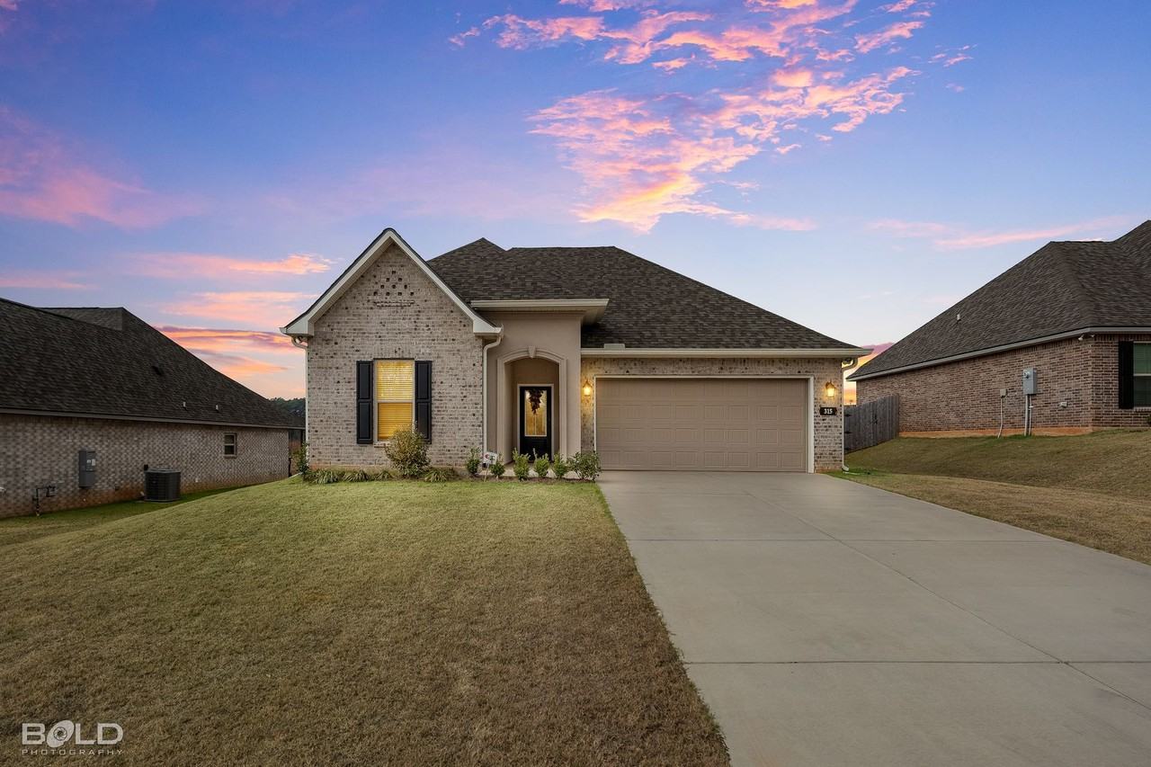 315 Hummingbird Ln - Photo 2 of 40