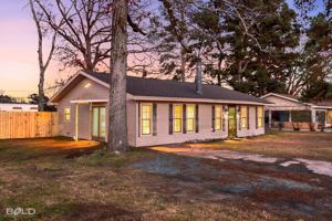 featured image of 1013 Peyton Ave