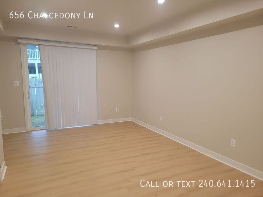 656 Chalcedony Ln - Photo 6 of 24