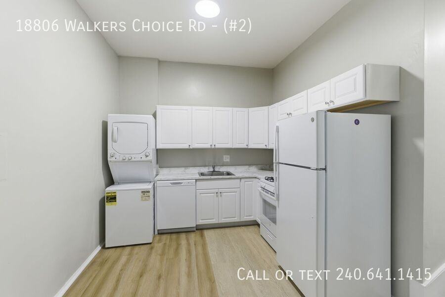 18806 Walkers Choice Rd #2 - Photo 7 of 19