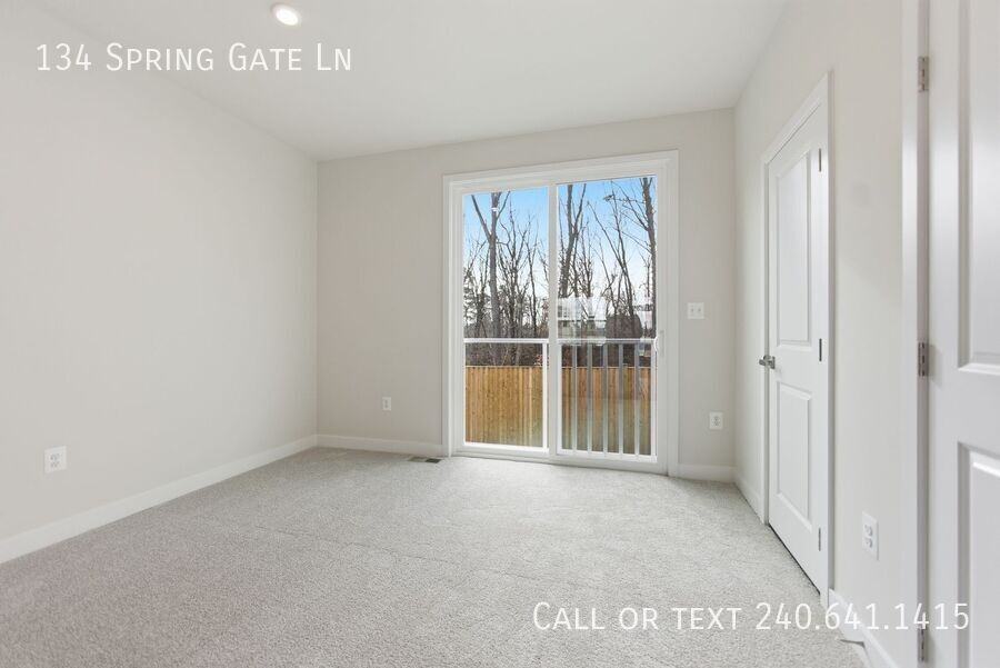 134 Spring Gate Ln - Photo 7 of 24