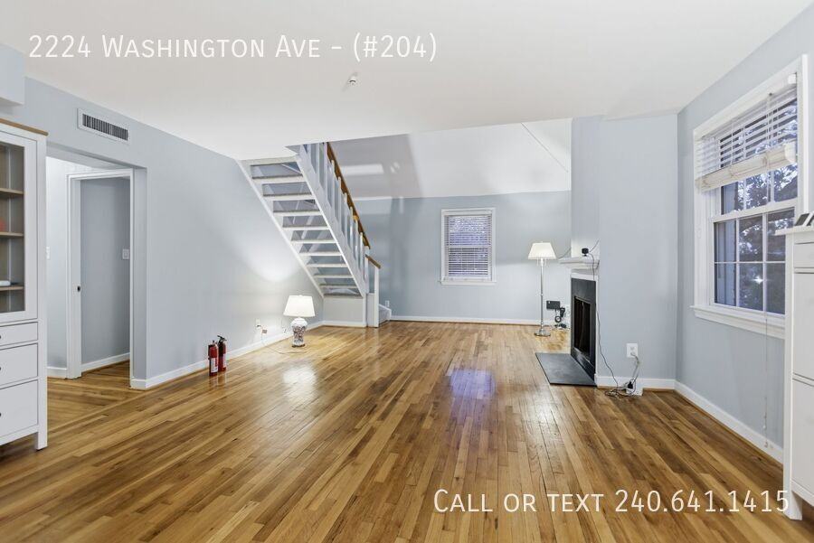 2224 Washington Ave #204 - Photo 2 of 17