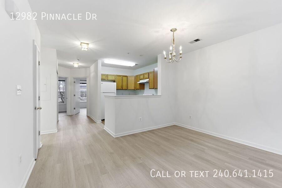 12982 Pinnacle Dr - Photo 4 of 14