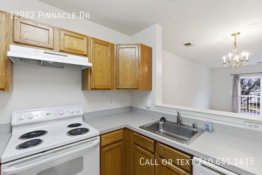 12982 Pinnacle Dr - Photo 5 of 14