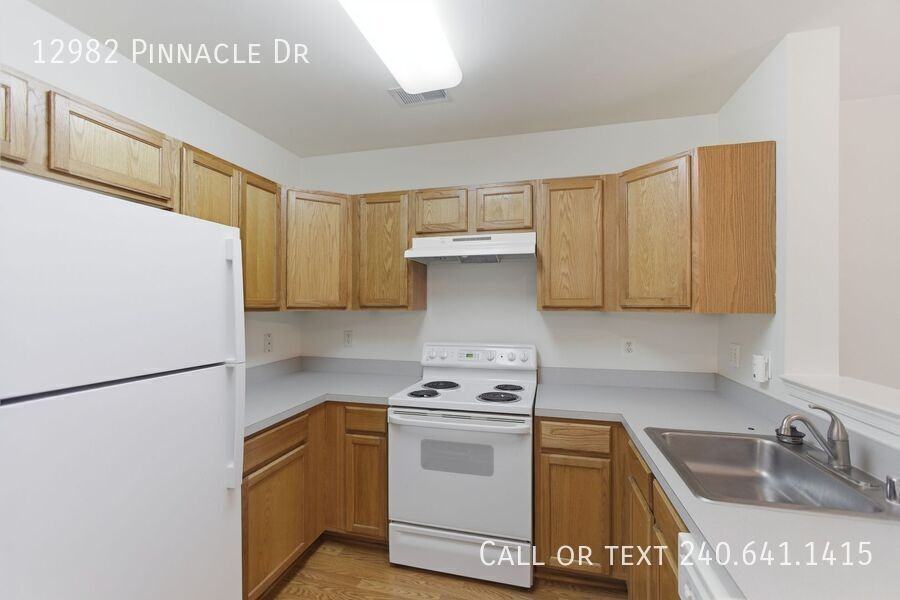 12982 Pinnacle Dr - Photo 7 of 14