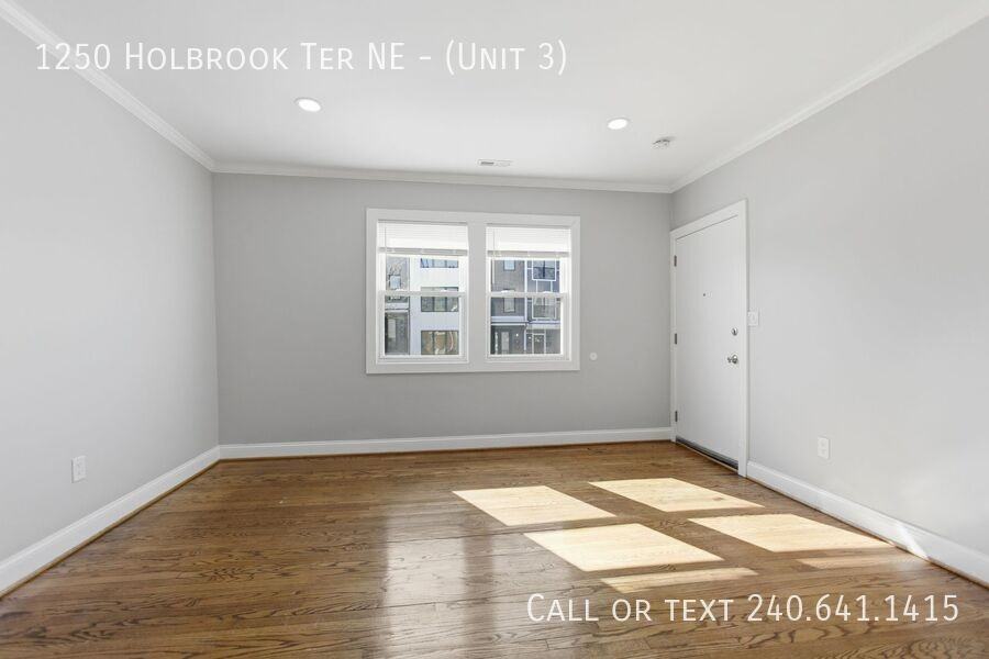 1250 Holbrook Ter Ne #UNIT3