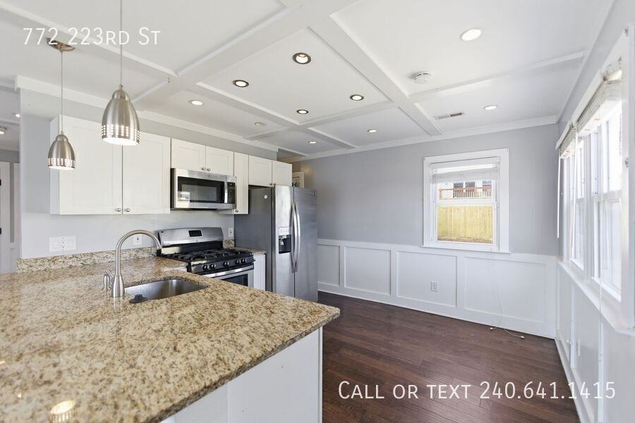 772 223rd St - Photo 6 of 17