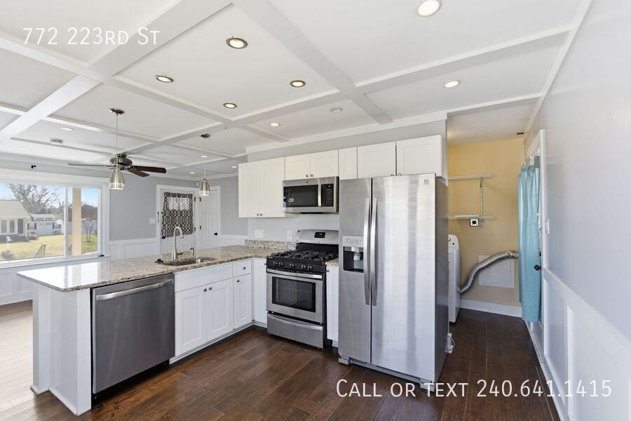 772 223rd St - Photo 7 of 17