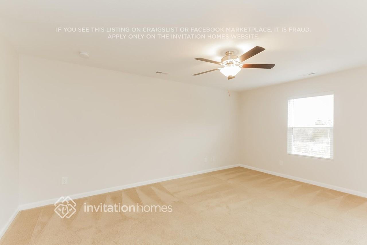 2256 Latimer Ln - Photo 6 of 15