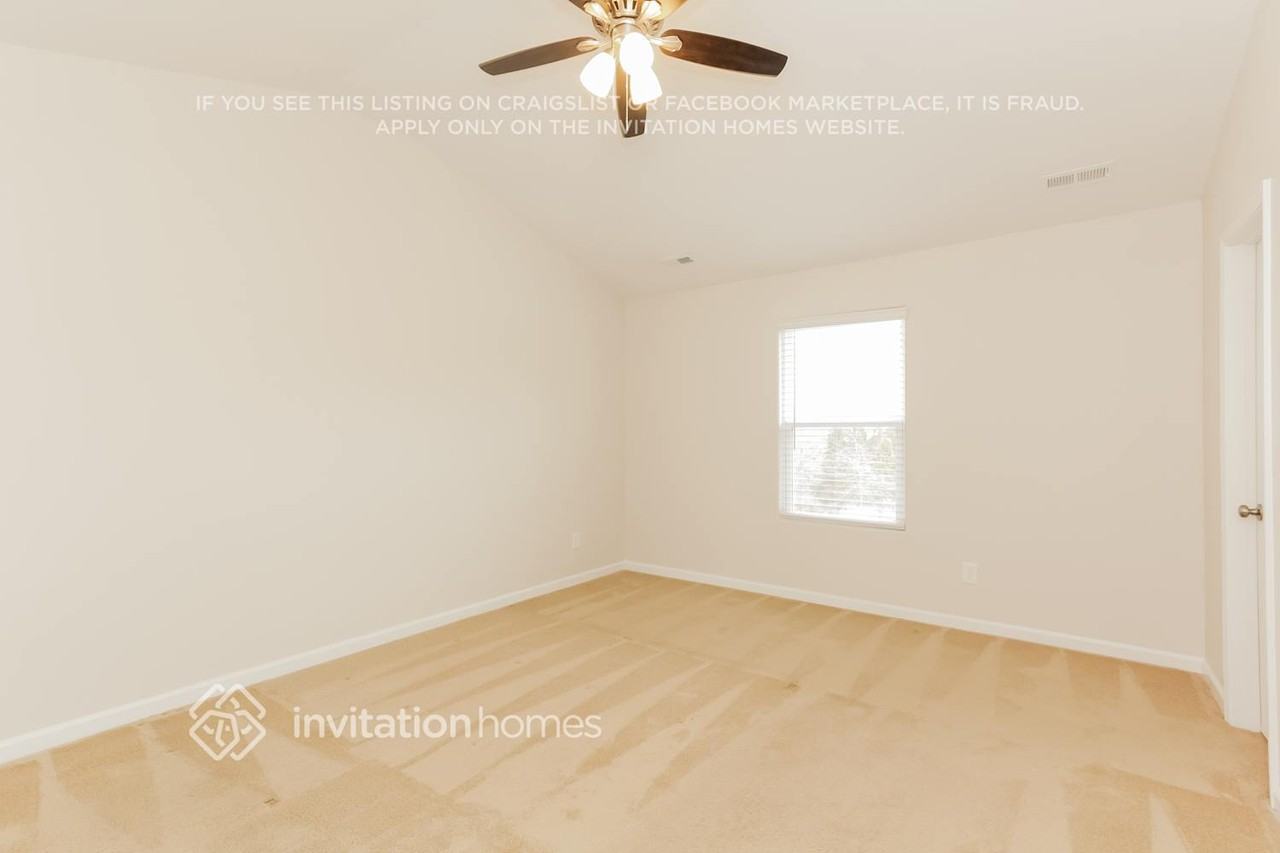 2256 Latimer Ln - Photo 7 of 15