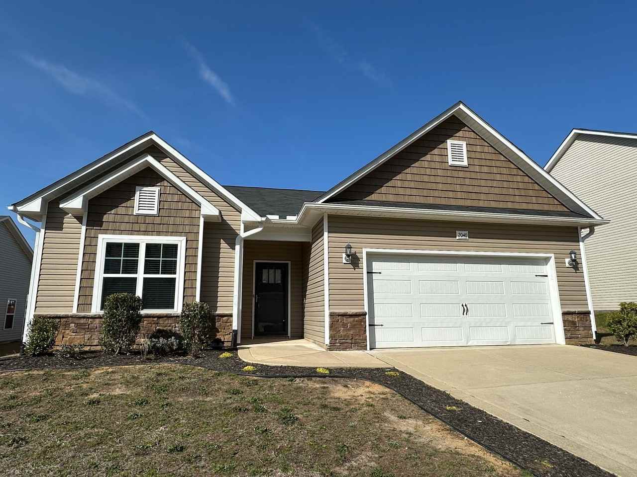 2040 Stonewash Dr - Photo 2 of 31