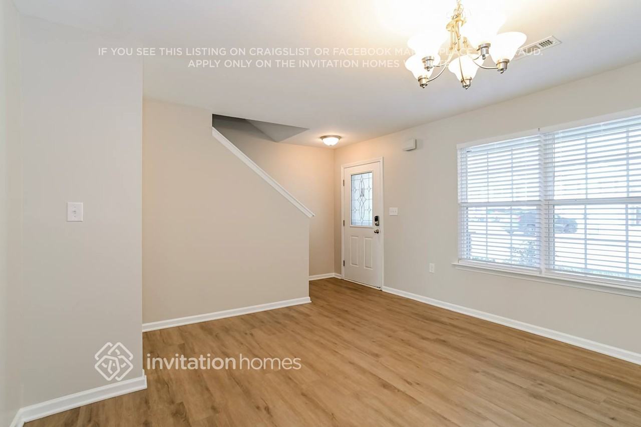 11603 Ragan Elizabeth Ct - Photo 3 of 16