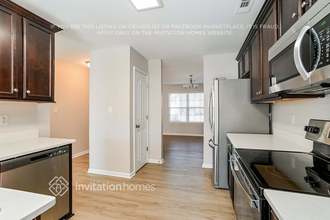 11603 Ragan Elizabeth Ct - Photo 5 of 16