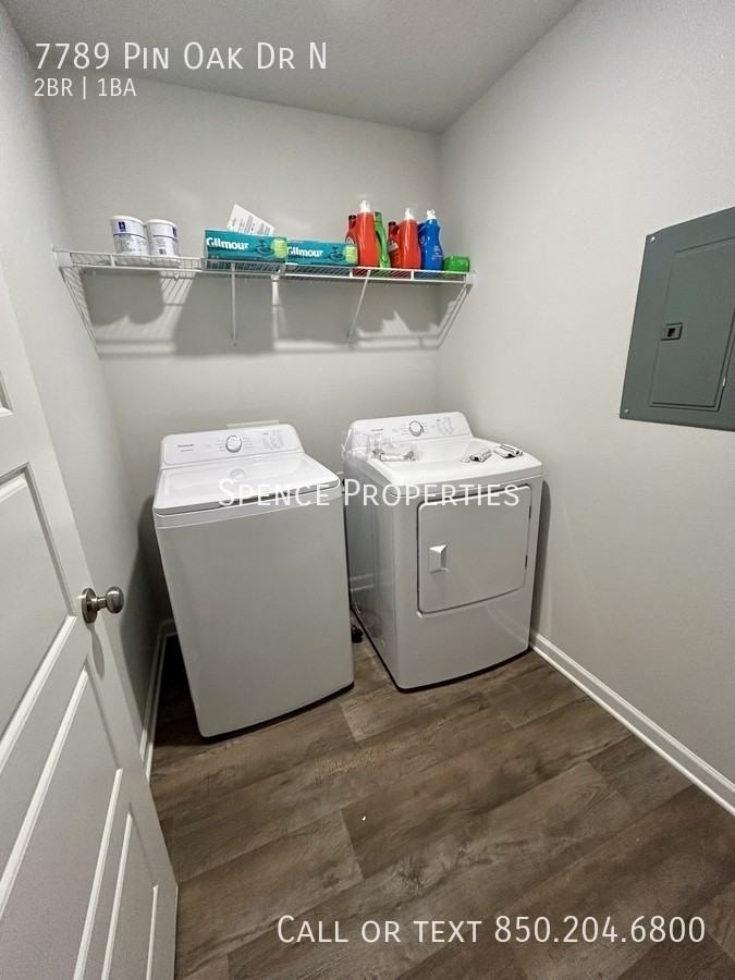 7789 7789 Pin Oak Dr N - Photo 5 of 6