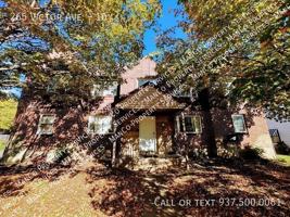 featured image of 265 Victor Ave #10