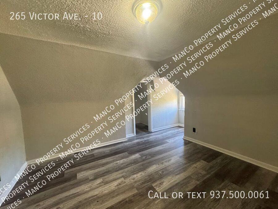 265 Victor Ave #10 - Photo 2 of 8