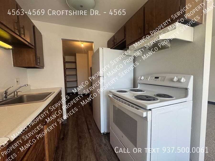 4563 Croftshire Dr #4565 - Photo 6 of 8