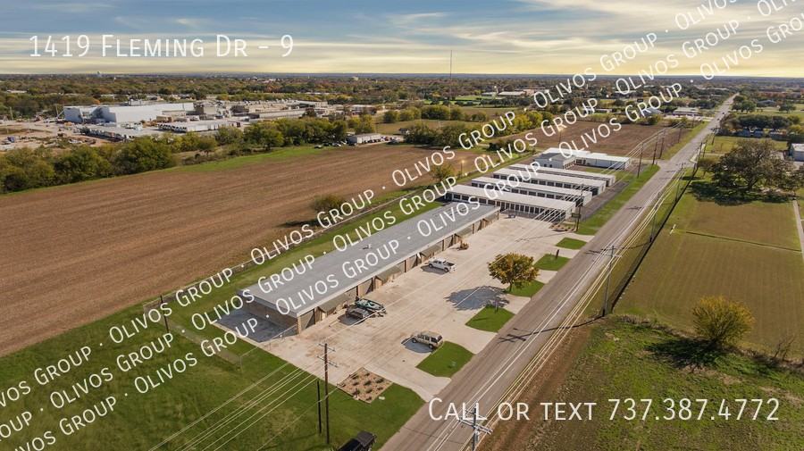 1419 Fleming Dr #9 - Photo 7 of 14